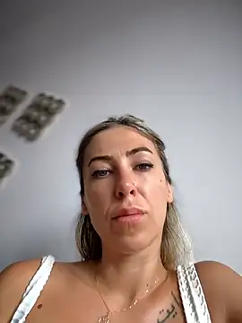 RaquelleDevon online show from July 1, 10:04 am