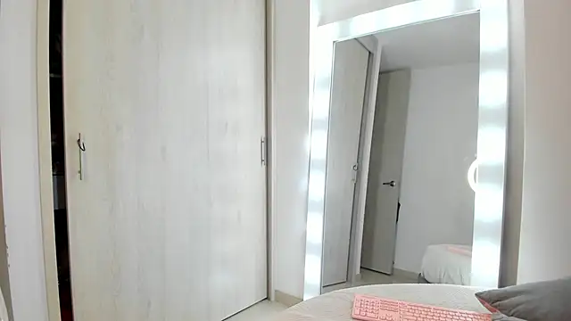 GabyFerrerr online show from June 13, 3:15 am