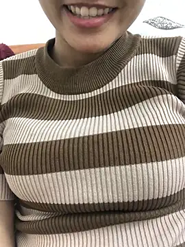 Cute lady99 online show from March 27, 1:34 pm