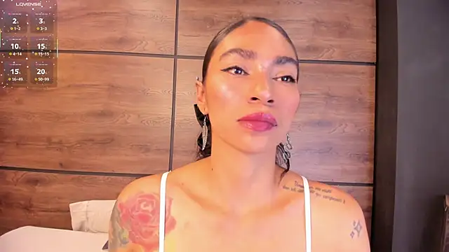 Leamonroe   online show from June 22, 4:26 pm
