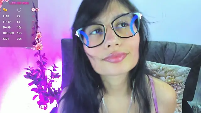NayeCloud online show from June 17, 4:58 am