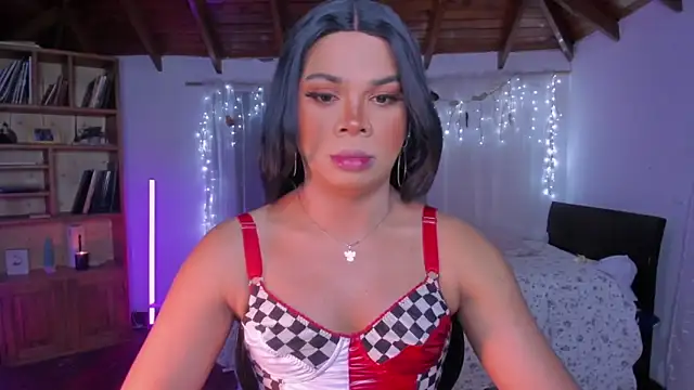 CuteRomi online show from March 13, 5:09 am