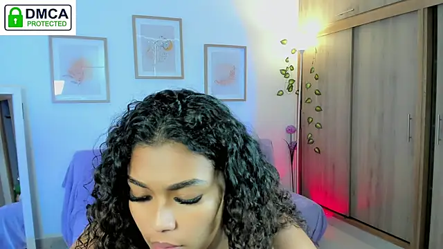 aleja montiel   online show from July 28, 4:39 pm