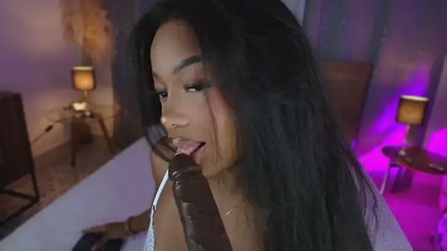 Isaa Coleman  online show from February 22, 9:05 pm