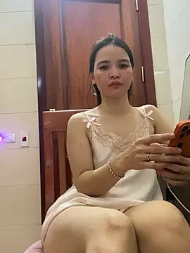 LiLi-Kirix99 online show from May 25, 10:36 am