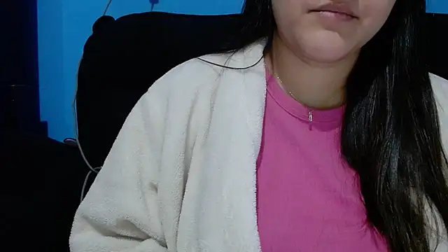 luckygirl111 online show from May 20, 1:52 pm