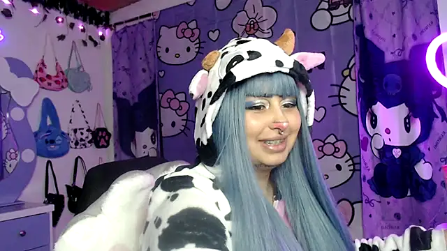 Snapshot of lussyevans24 chatting on September 24, 3:38 am lussyevans24 online show from September 24, 3:38 am