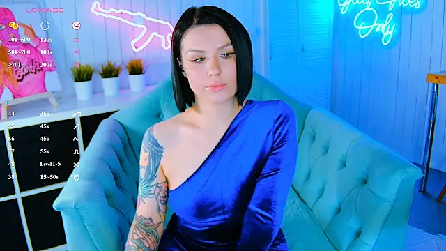 My toys pink online show from April 28, 8:24 pm