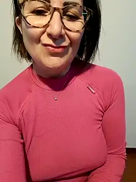 Viola8p online show from December 14, 3:29 pm