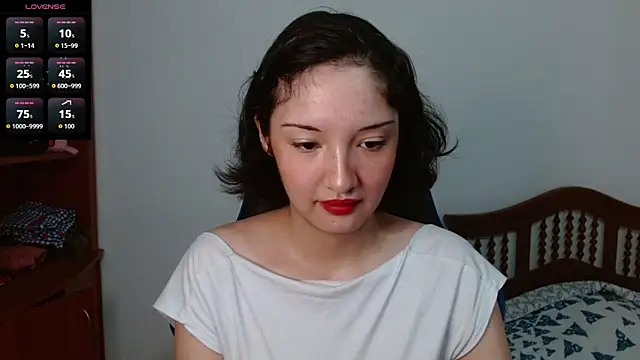 Snapshot of alexaa08 chatting on September 12, 12:34 pm alexaa08 online show from September 12, 12:34 pm