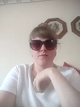 CoddessCrystal online show from June 14, 1:11 pm