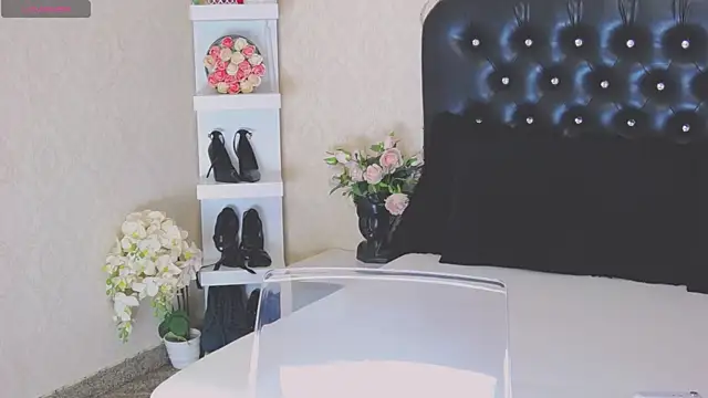 Allisonn223 online show from July 21, 2:51 pm