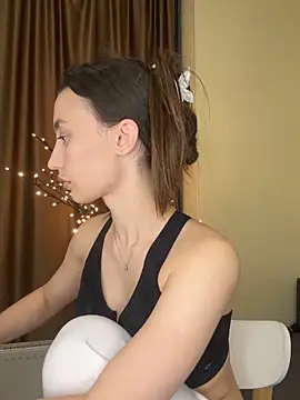 Polli Kiss online show from February 21, 11:16 pm