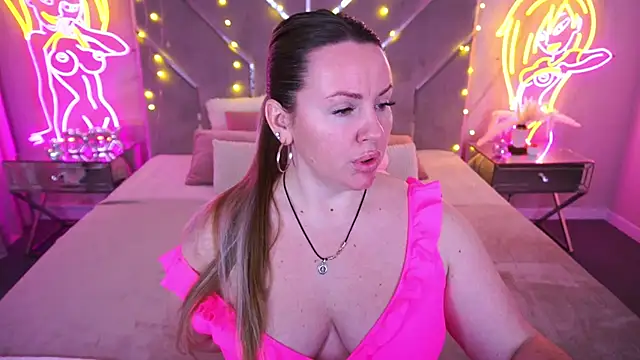 KiraCandyS online show from April 27, 7:55 pm