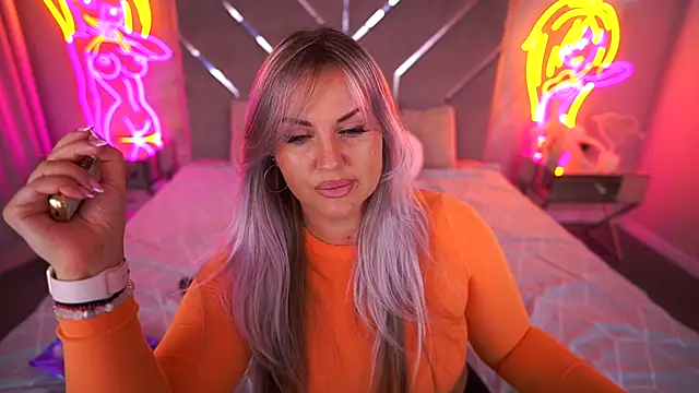 KiraCandyS online show from September 21, 8:07 pm