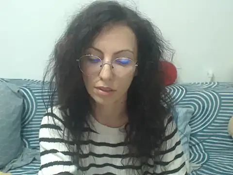 Emmatoo online show from April 30, 9:08 pm