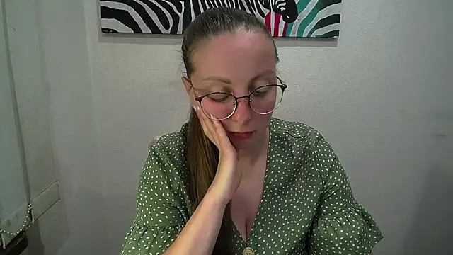  Annabelle Lee online show from June 30, 10:15 am