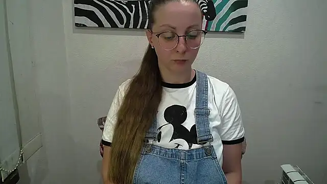  Annabelle Lee online show from June 19, 9:24 am