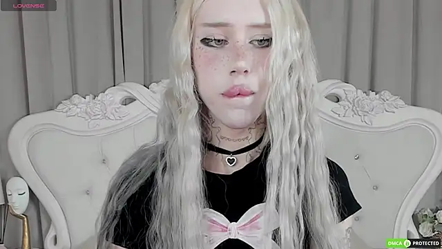 Joy Barker online show from November 8, 3:11 am