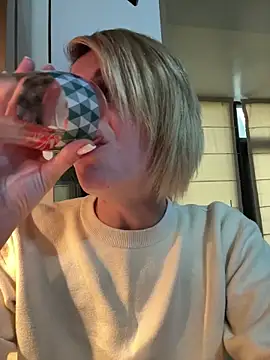 tanyagrey online show from October 27, 6:53 am