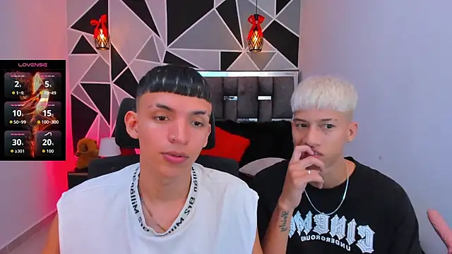 Juan Nd Steven online show from March 18, 4:06 am