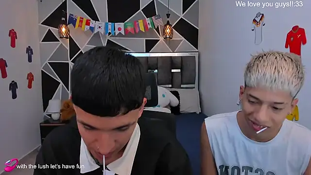 Juan Nd Steven online show from July 9, 9:50 pm