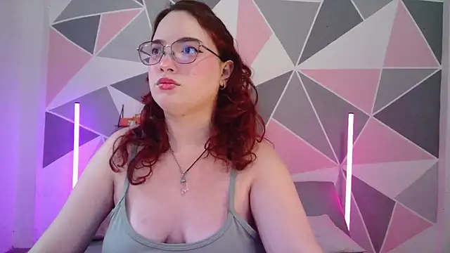 AndrewAnndCherry online show from June 16, 10:44 pm