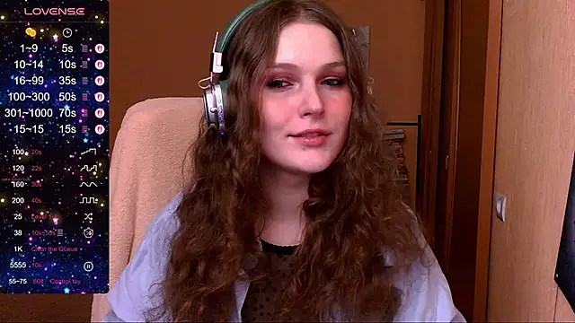 Snapshot of Jenna_Sativa chatting on October 12, 4:09 pm Jenna Sativa online show from October 12, 4:09 pm