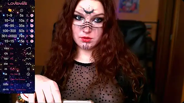 Snapshot of Jenna_Sativa chatting on October 31, 2:43 pm Jenna Sativa online show from October 31, 2:43 pm