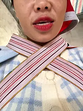 Laura8910 online show from November 16, 5:09 am