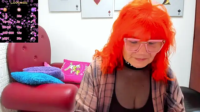 Salomeediaz  online show from June 15, 1:11 pm