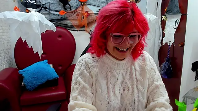 Salomeediaz  online show from October 14, 8:55 pm