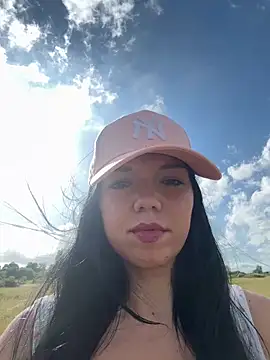 Vanesskaa online show from June 12, 5:10 pm