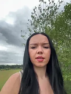 Vanesskaa online show from June 16, 1:45 pm