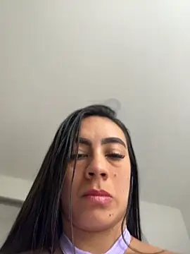 LauraCadwell online show from June 23, 12:36 pm