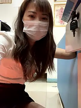 andii-1 online show from January 7, 2:15 am