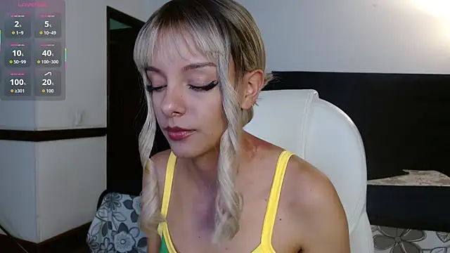 peyton golden1 online show from January 17, 3:47 am