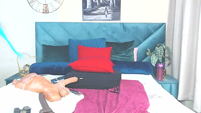 BubbleAngel online show from November 8, 11:10 pm