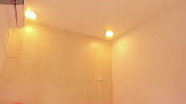 meganrossee69 online show from September 19, 4:06 pm