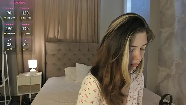Vanessa Walters online show from August 5, 3:13 am