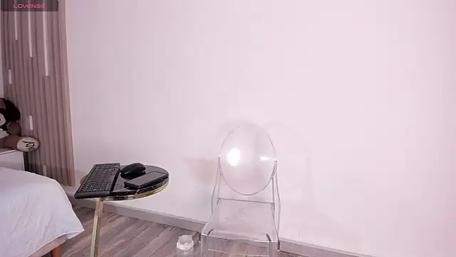 Maya Bluee online show from February 25, 4:00 am