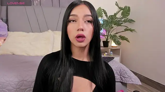 Snapshot of emy_bonita1 chatting on September 23, 11:58 pm emy bonita1 online show from September 23, 11:58 pm
