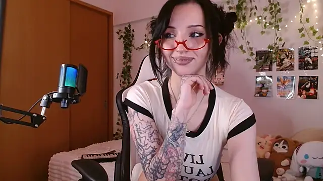 Viv Player online show from July 9, 6:16 am