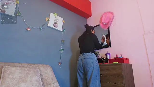 jade brunnette online show from March 9, 8:12 pm