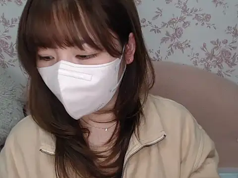 mei hosina online show from February 4, 3:15 pm