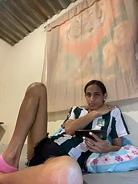 AlexaWarner online show from January 11, 6:13 pm