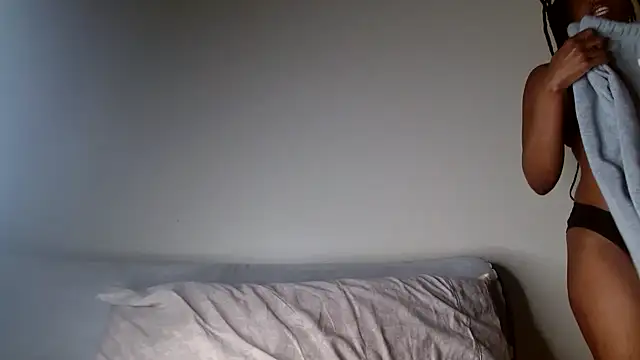 CaramelGoddessxoxo online show from May 3, 3:54 am