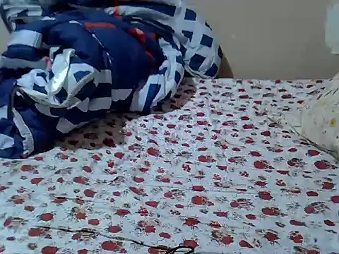 Just Karu online show from February 3, 8:30 am