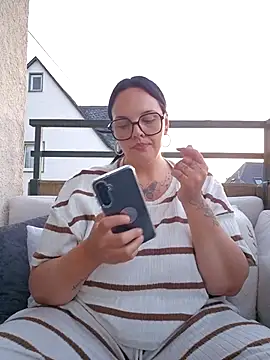 Jujuicy 97 online show from June 29, 7:57 pm