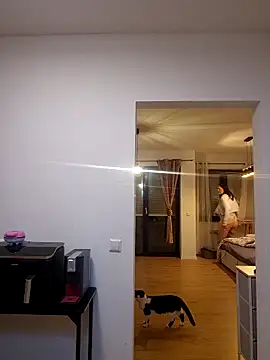 Jujuicy 97 online show from February 25, 5:06 am